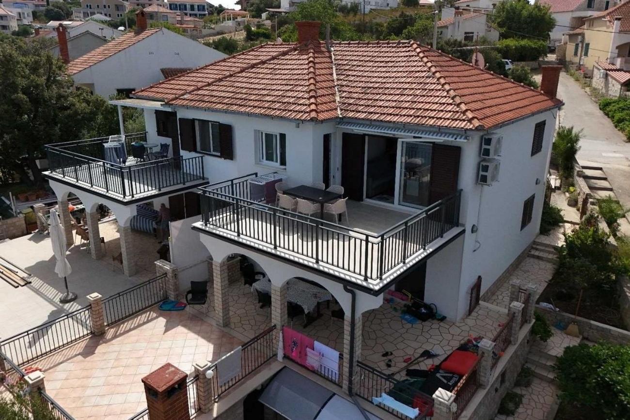 Apartments By The Sea Maslinica, Solta - 774 Grohote Exterior photo